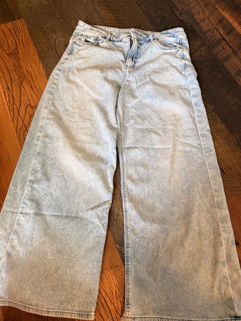 High-Rise Wide Leg Women's Jeans - Light Wash